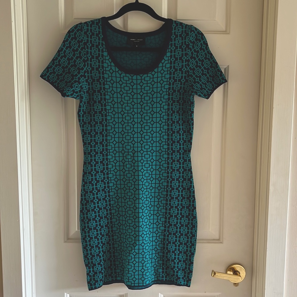 Shirt geographic dress